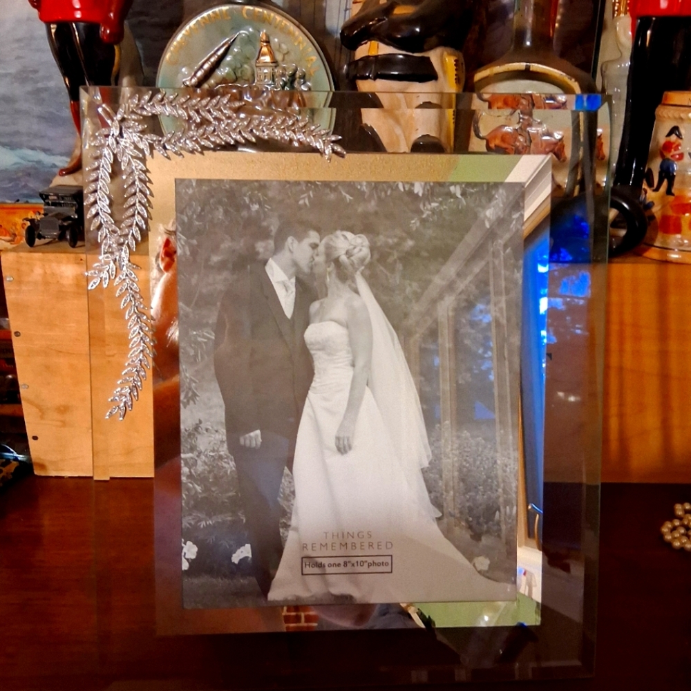 Things Remembered Silver Leaf Accent Frame